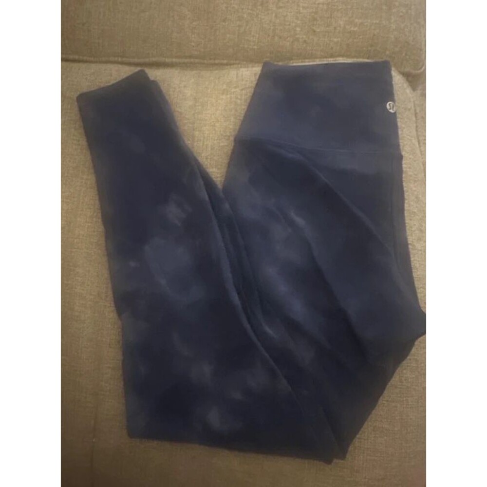 25 inch lululemon leggings size 8
